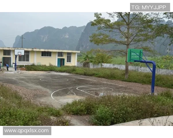 在篮球的水泥地上追逐梦想与激情的青春岁月 在篮球的水泥地上追逐梦想与激情的青春岁月